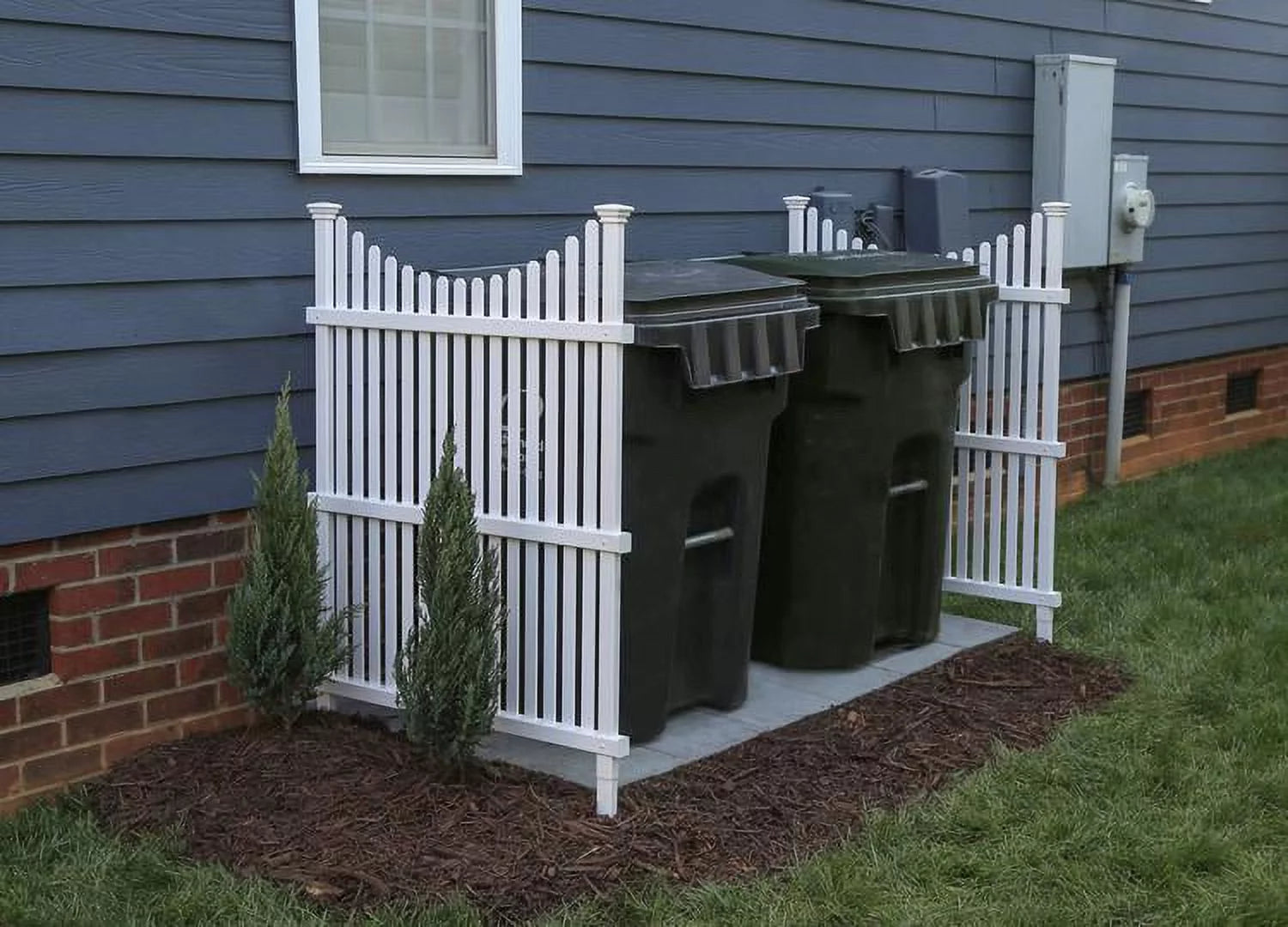 Enclo Huntersville Outdoor Privacy Screen Enclosure for Garbage Bins and Air Conditioners (48in x 36in) T698
