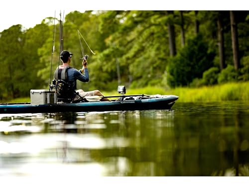Garmin Striker Vivid 4cv 4-inch Color Fishfinder with Sonar Transducer J676970